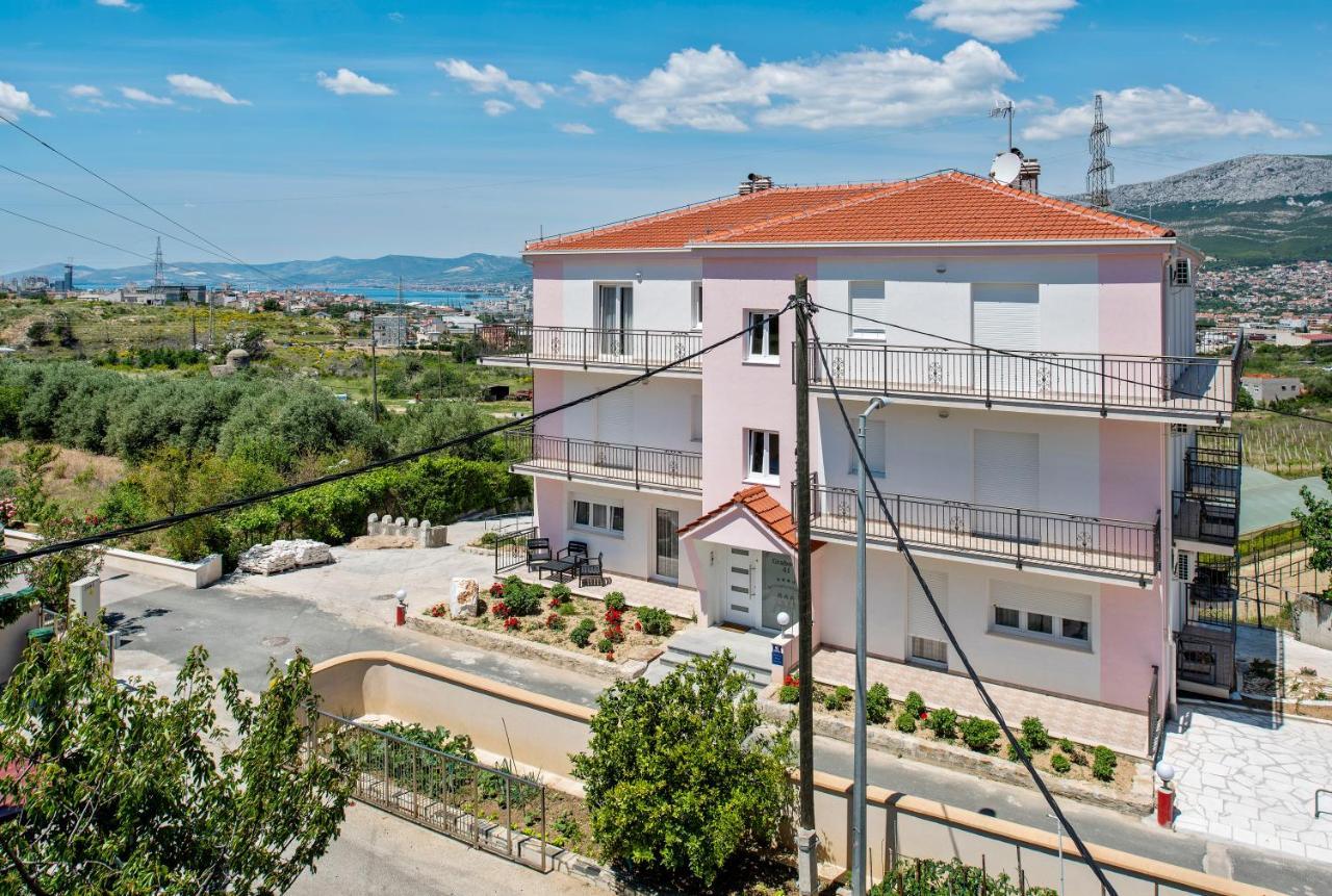 Aaa Anic Amazing Apartments Deluxe Split Exterior photo